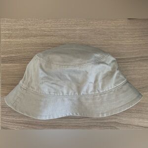 Uniqlo UV Protection bucket hat